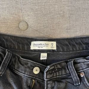 Black Abercrombie and Fitch shorts